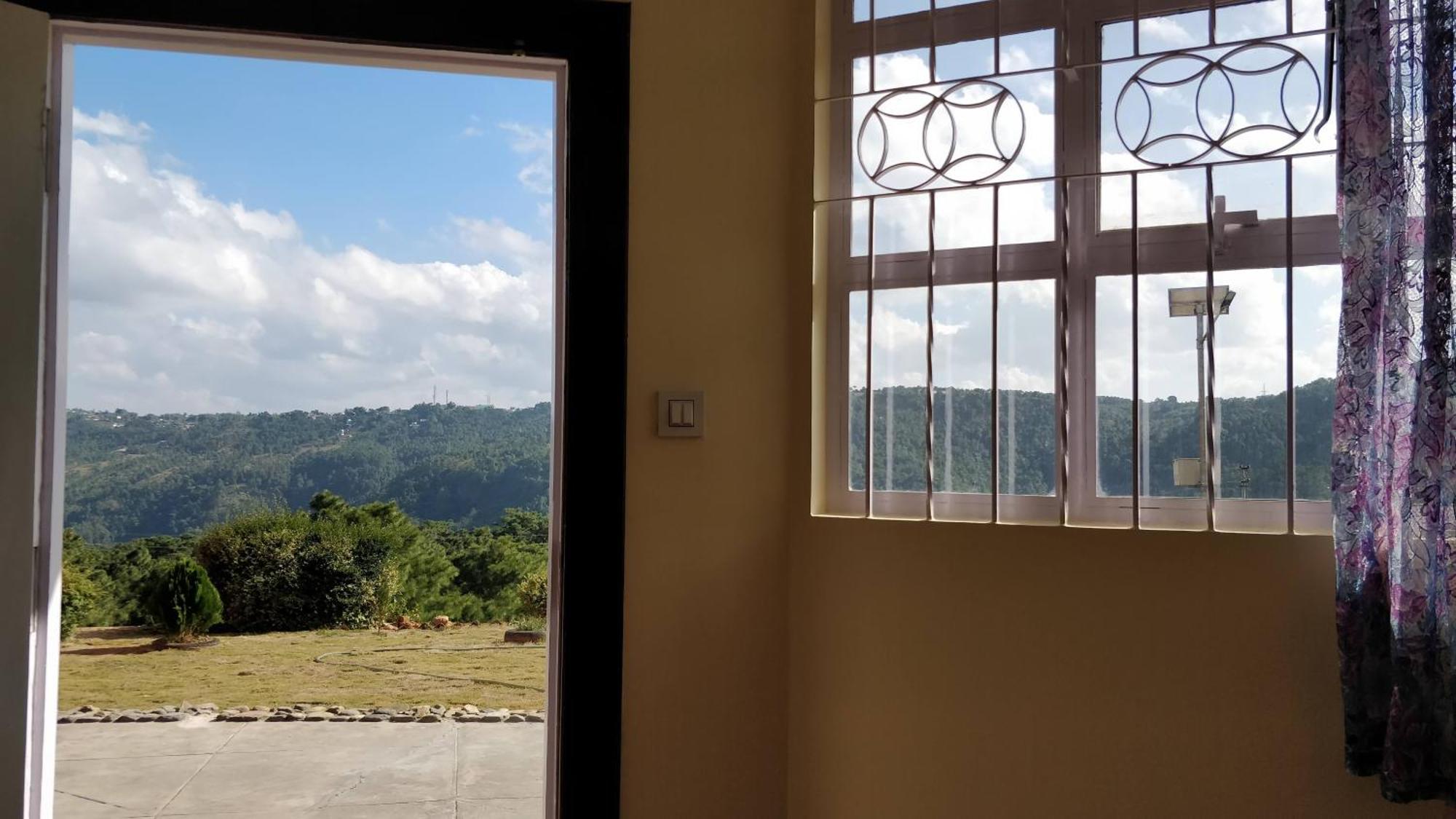 Roseville Shillong Kültér fotó