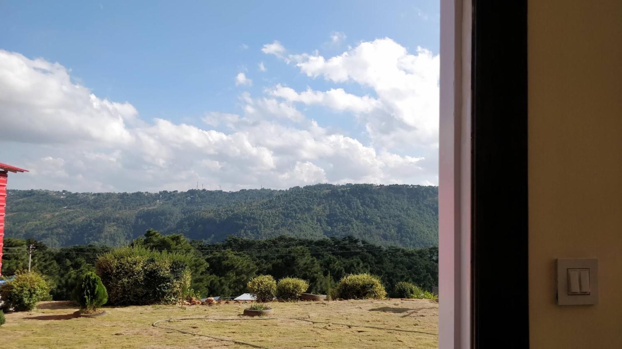 Roseville Shillong Kültér fotó